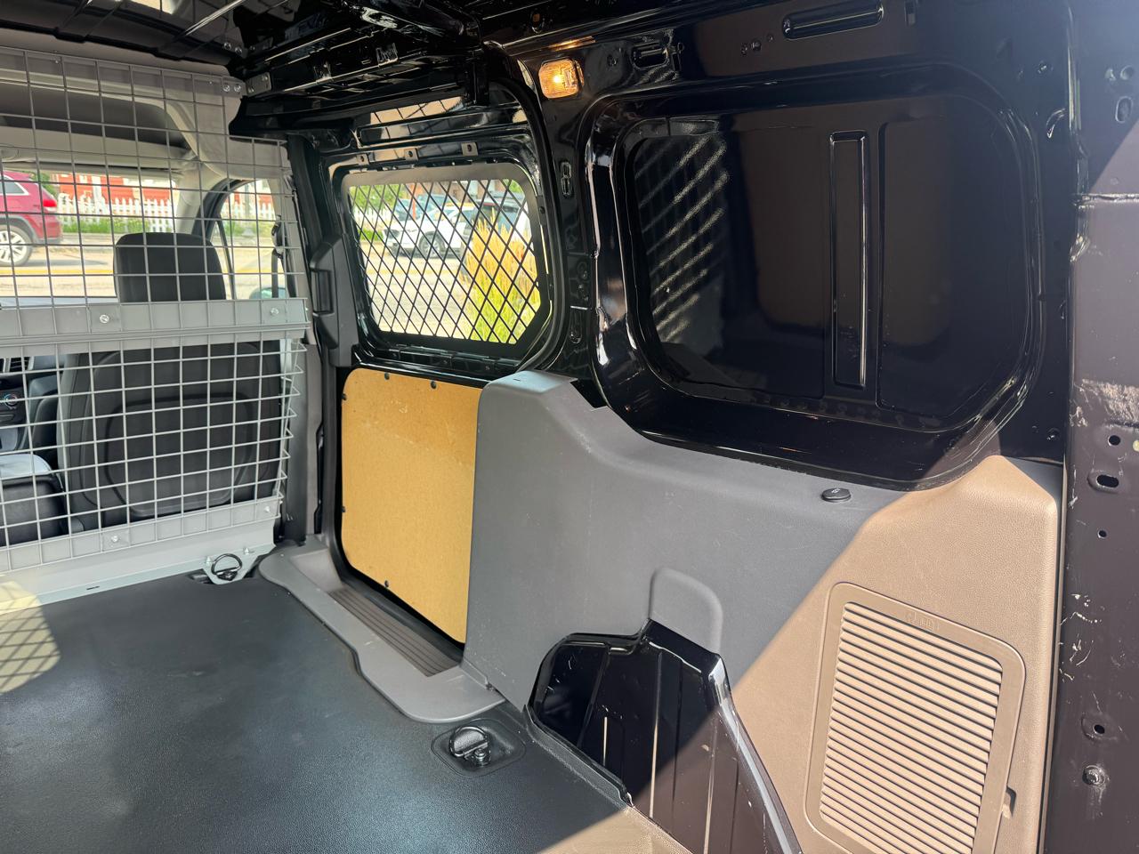 Ford Transit Connect Van XLT LWB w/Rear Symmetrical Doors 2022