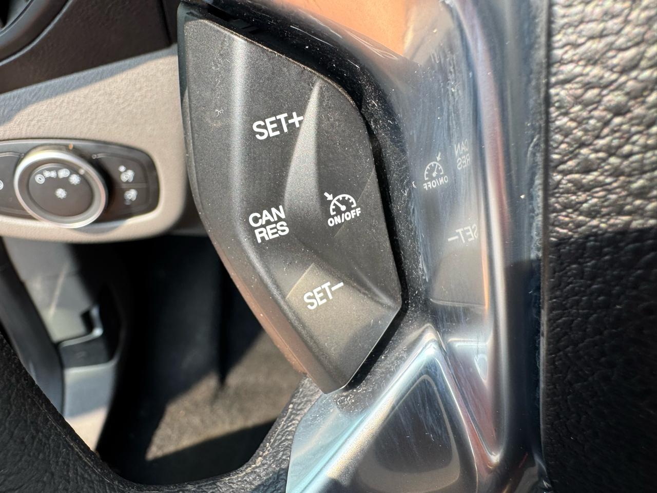 Ford Transit Connect Van XLT LWB w/Rear Symmetrical Doors 2022