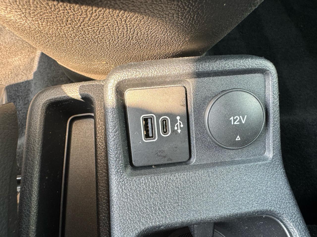 Ford Transit Connect Van XLT LWB w/Rear Symmetrical Doors 2022