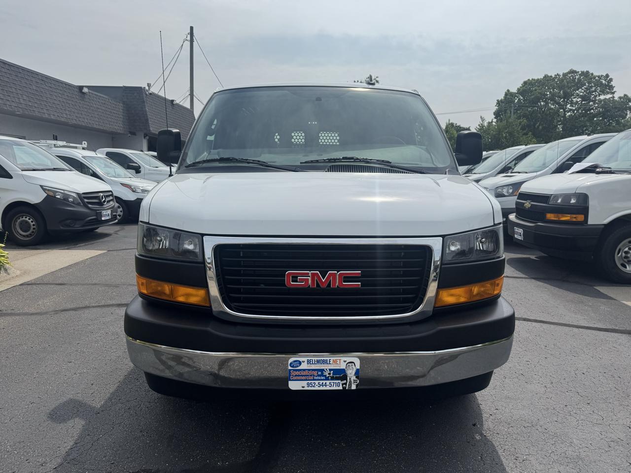 GMC Savana Cargo Van RWD 2500 135" 2025