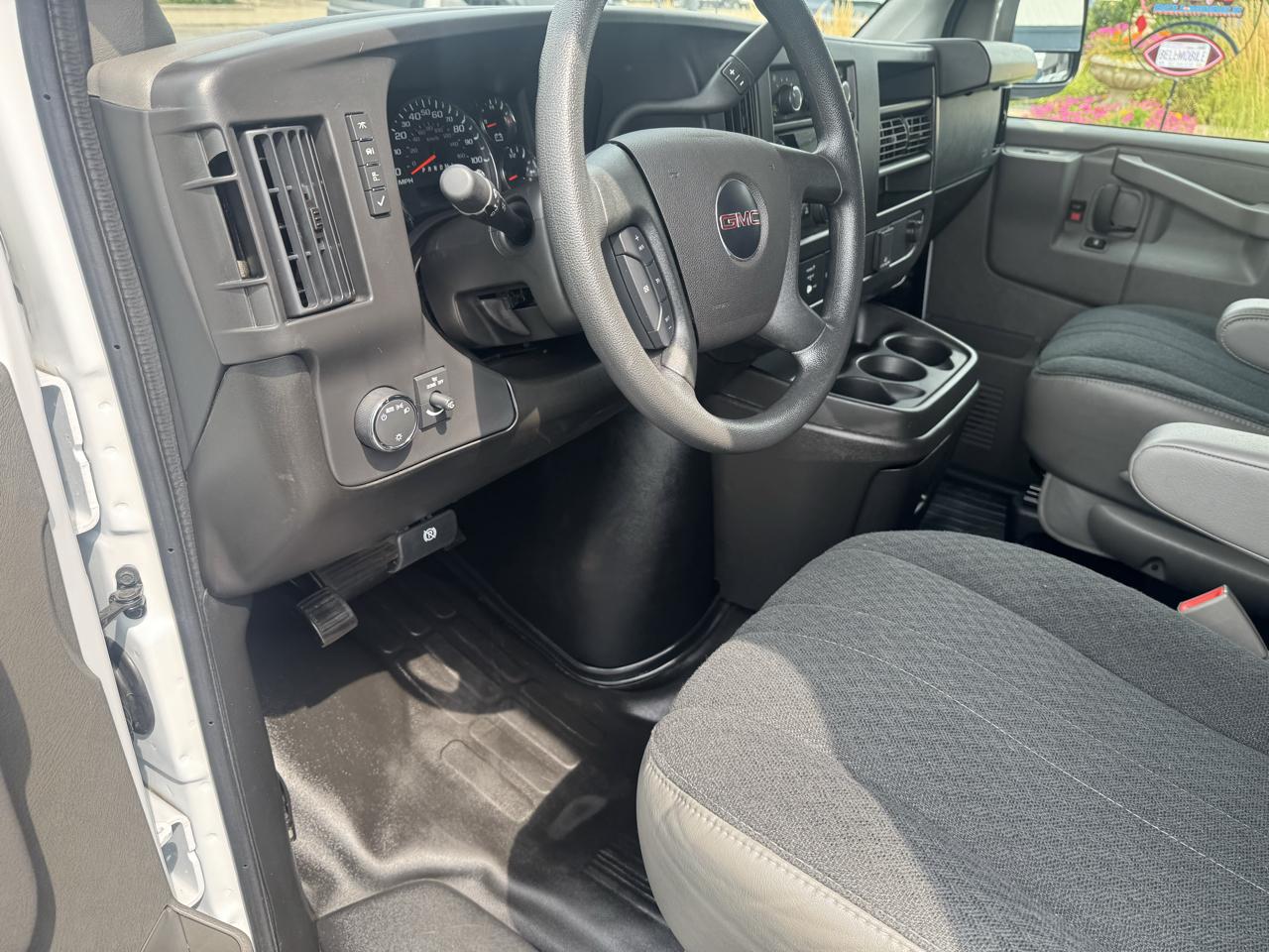 GMC Savana Cargo Van RWD 2500 135" 2025