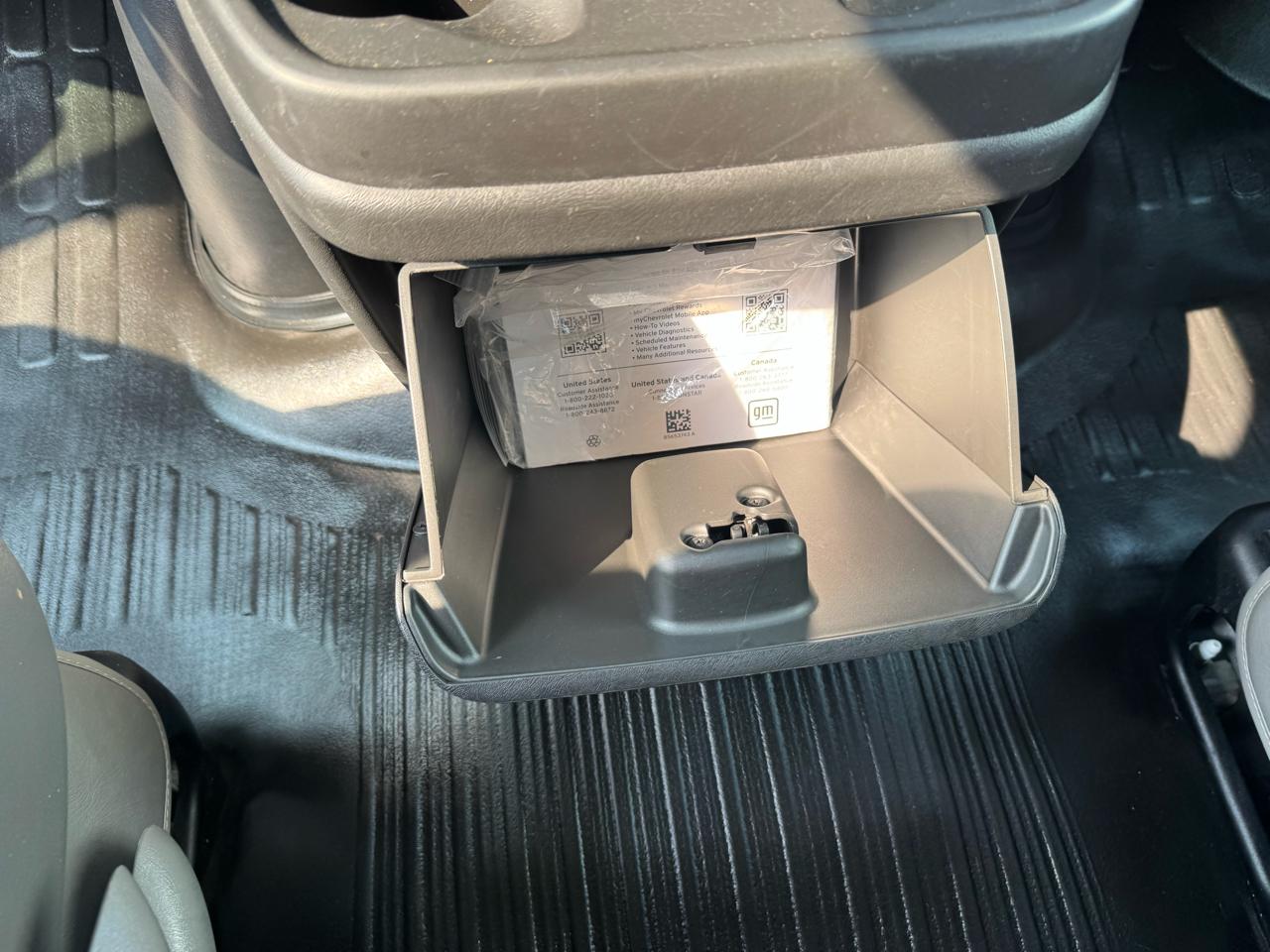 Chevrolet Express Cargo Van RWD 2500 135" 2025