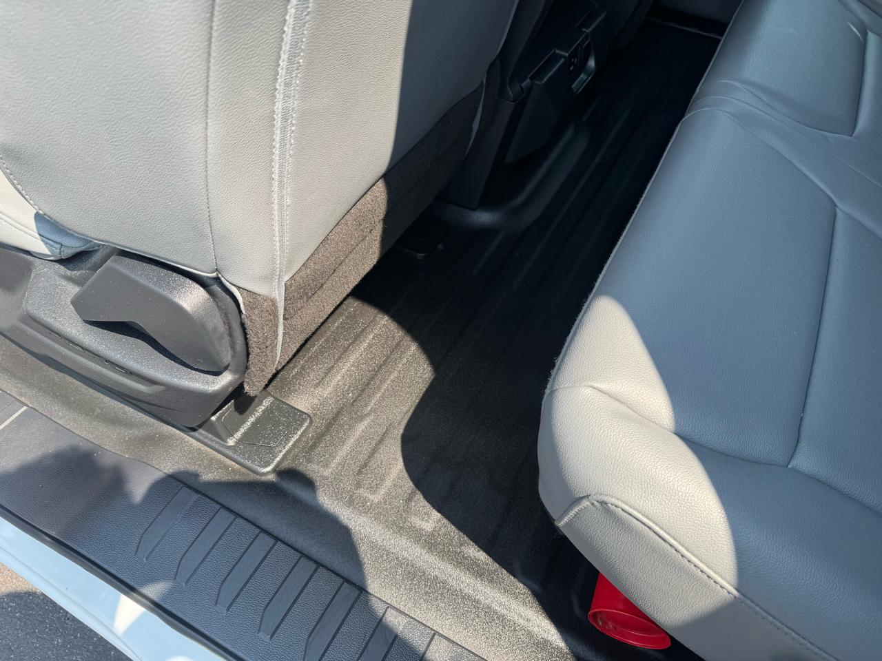 Ford F-150 Lariat 2WD SuperCab 8' Box 2022