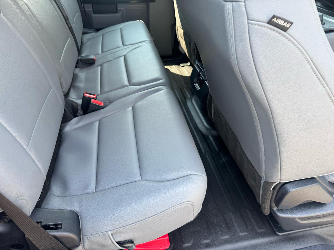 Ford F-150 Lariat 2WD SuperCab 8' Box 2022