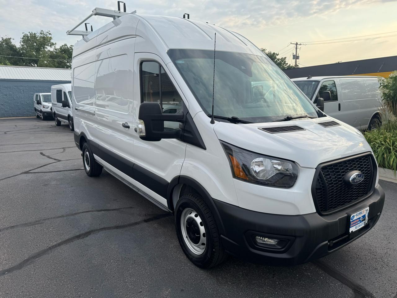 Ford Transit Cargo Van T-250 148" Hi Rf 9070 GVWR RWD 2023