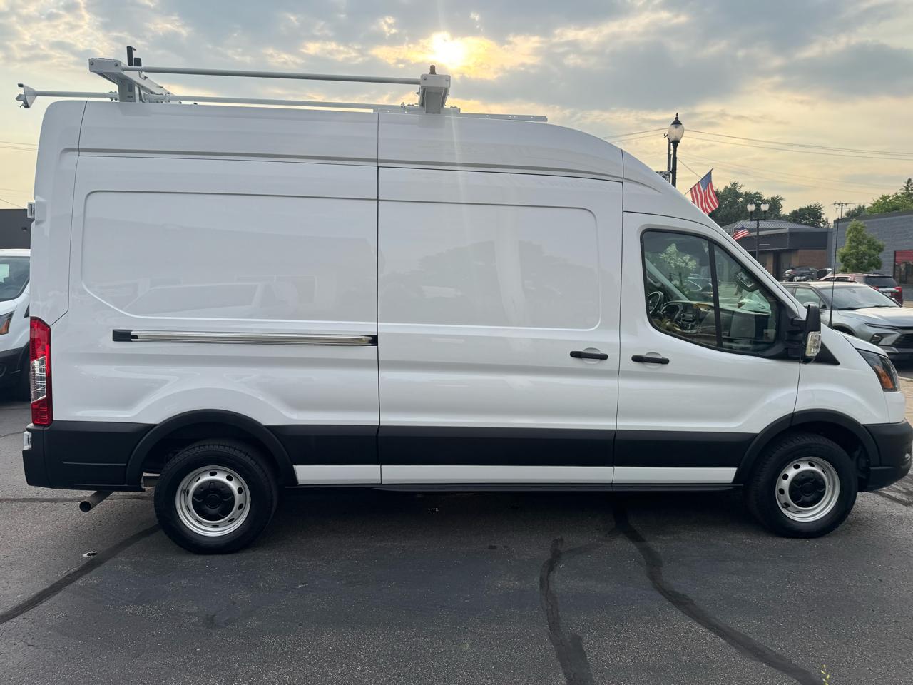 Ford Transit Cargo Van T-250 148" Hi Rf 9070 GVWR RWD 2023