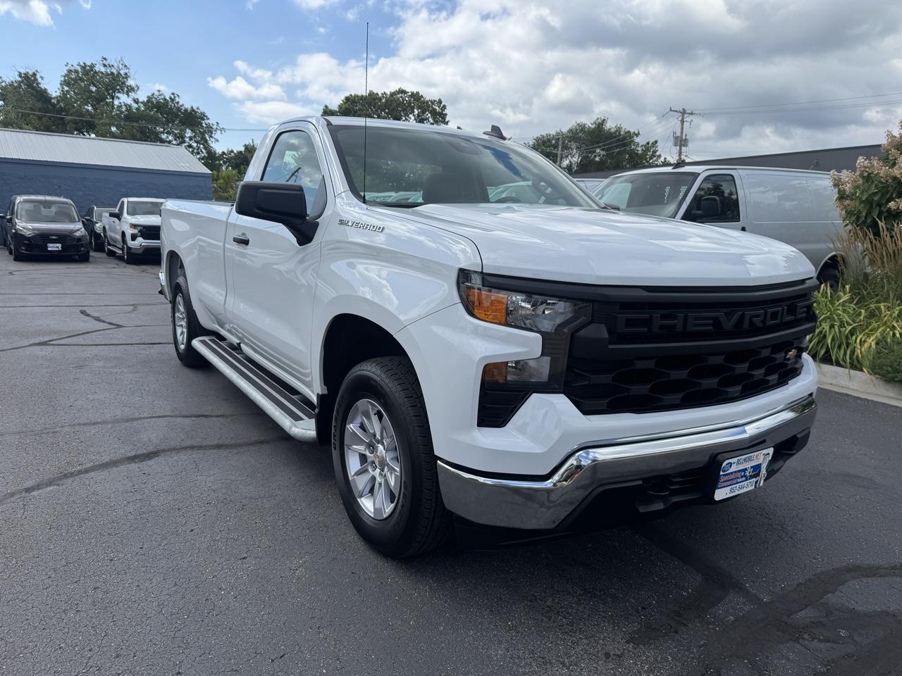 Chevrolet Silverado 1500 2WD Reg Cab 140" Work Truck 2025