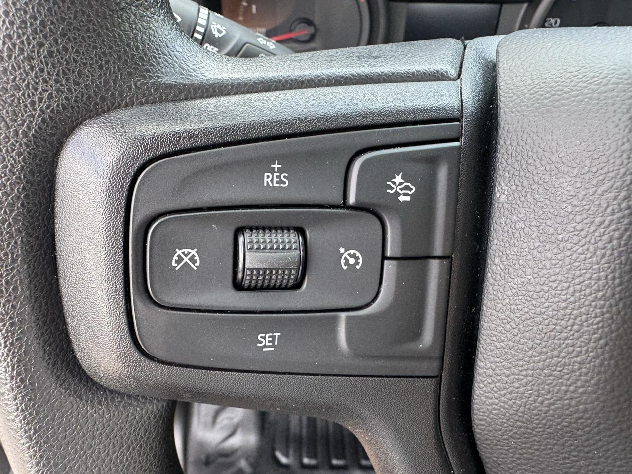 Chevrolet Silverado 1500 2WD Reg Cab 140" Work Truck 2025