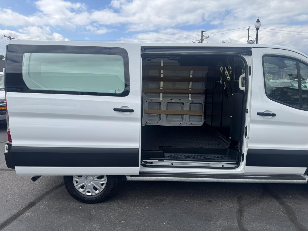 Ford Transit Cargo Van T-250 130" Low Rf 9070 GVWR RWD 2025