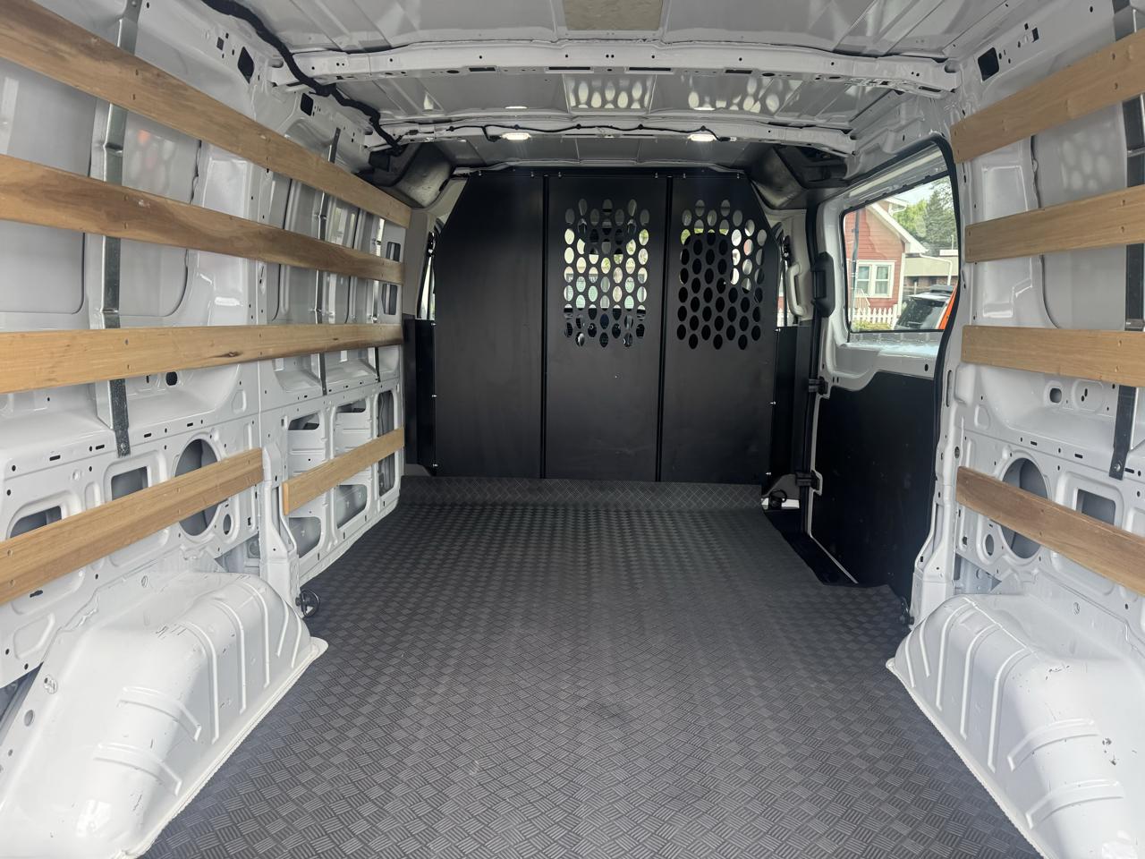 Ford Transit Cargo Van T-250 130" Low Rf 9070 GVWR RWD 2025