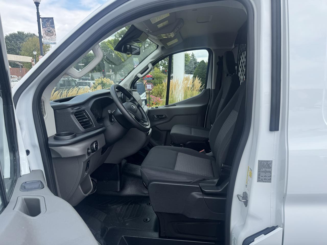 Ford Transit Cargo Van T-250 130" Low Rf 9070 GVWR RWD 2025