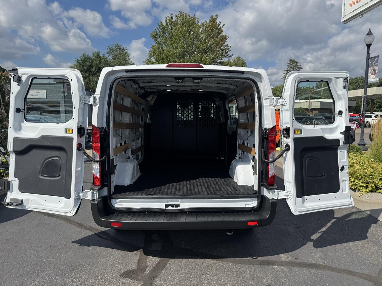 Ford Transit Cargo Van T-250 130" Low Rf 9070 GVWR RWD 2025