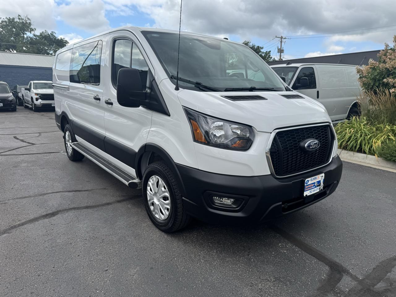 Ford Transit Cargo Van T-250 130" Low Rf 9070 GVWR RWD 2025
