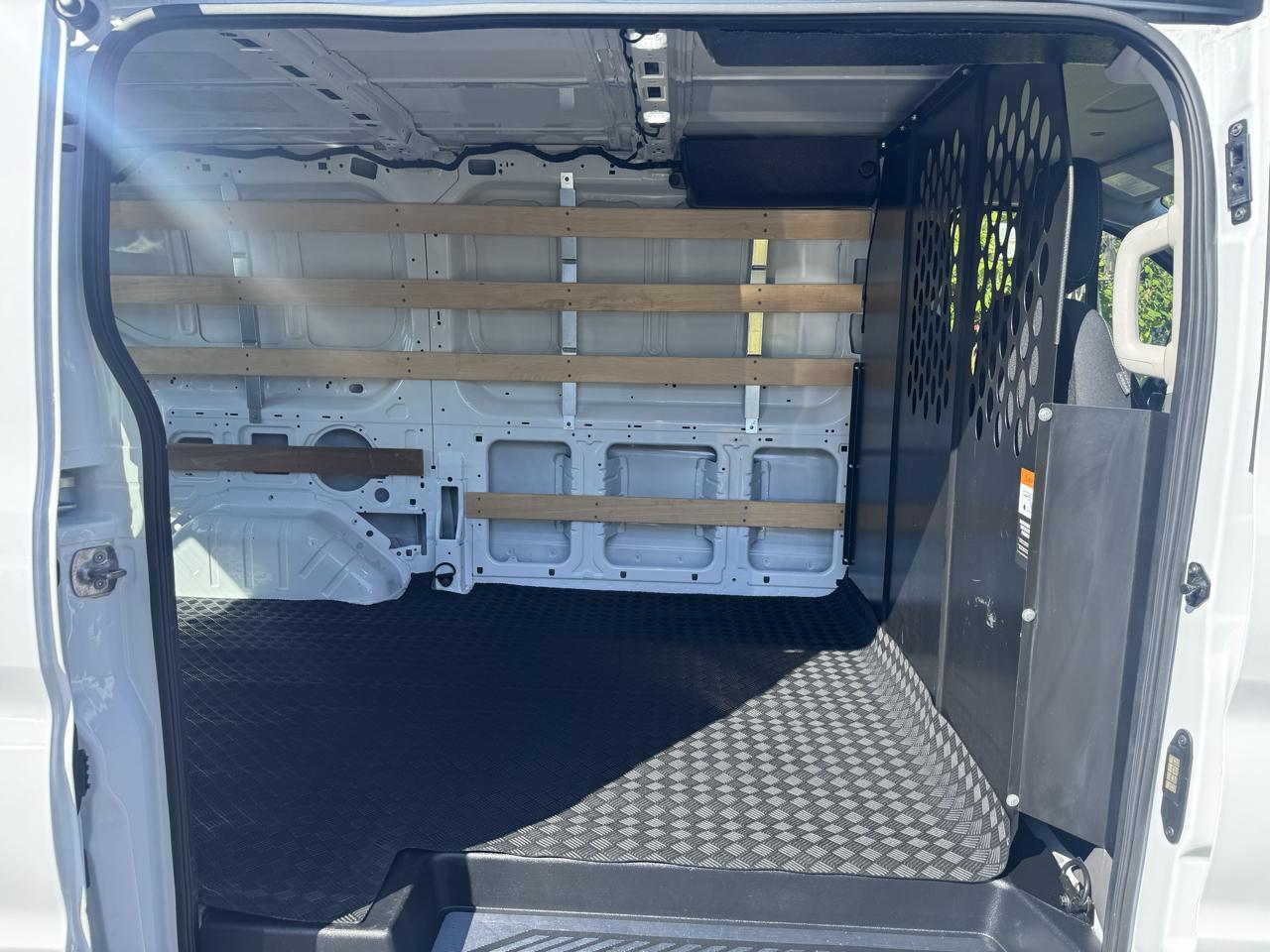 Ford Transit Cargo Van T-250 130" Low Rf 9070 GVWR RWD 2025