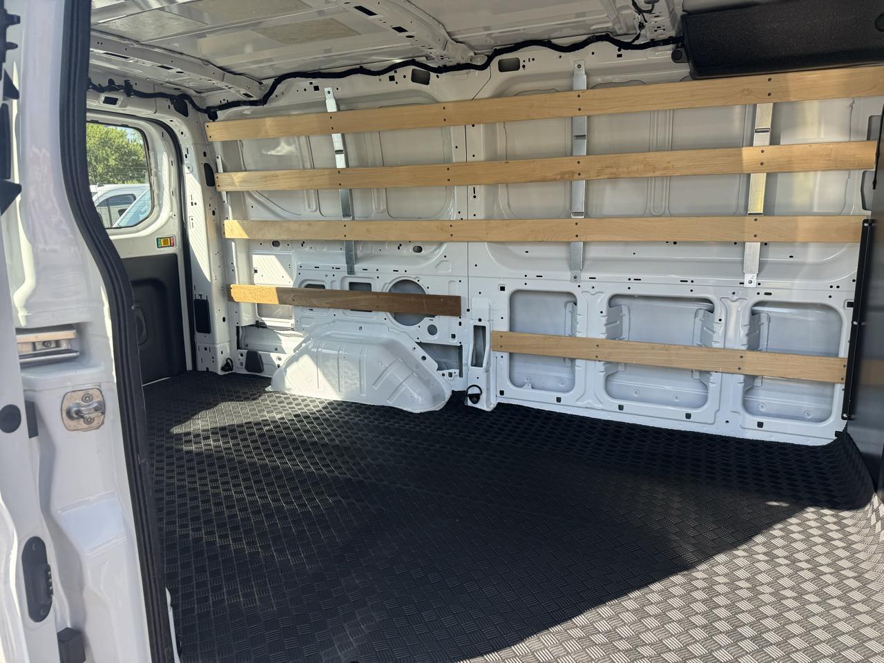 Ford Transit Cargo Van T-250 130" Low Rf 9070 GVWR RWD 2025