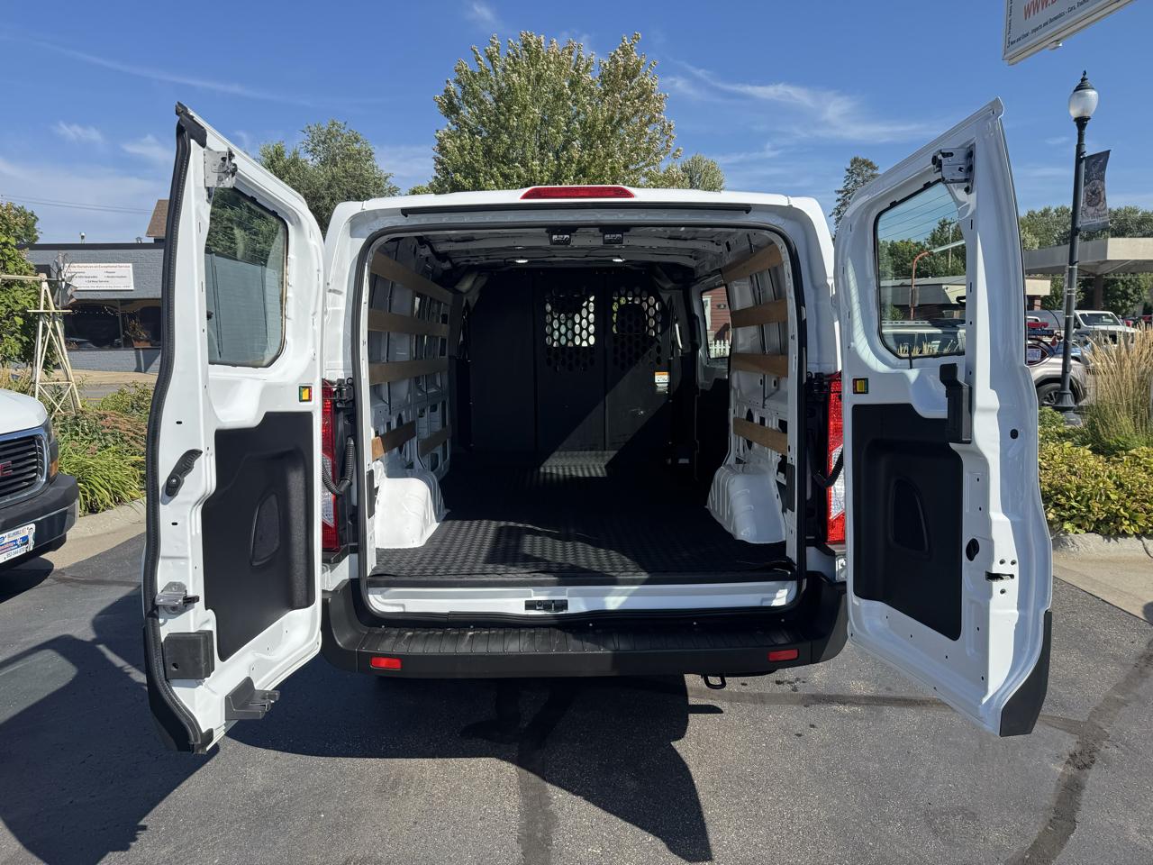 Ford Transit Cargo Van T-250 130" Low Rf 9070 GVWR RWD 2025