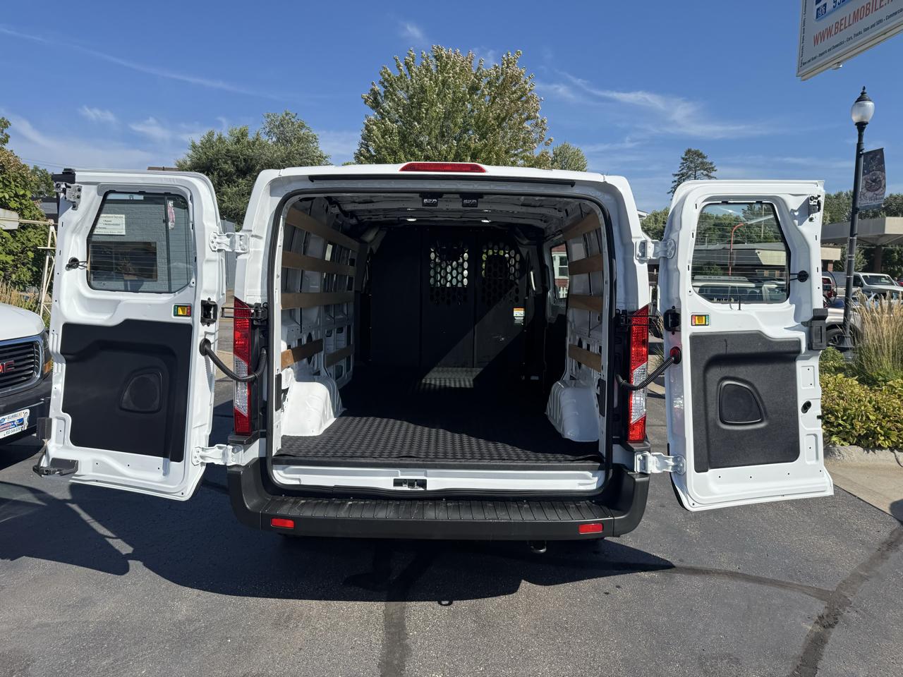Ford Transit Cargo Van T-250 130" Low Rf 9070 GVWR RWD 2025