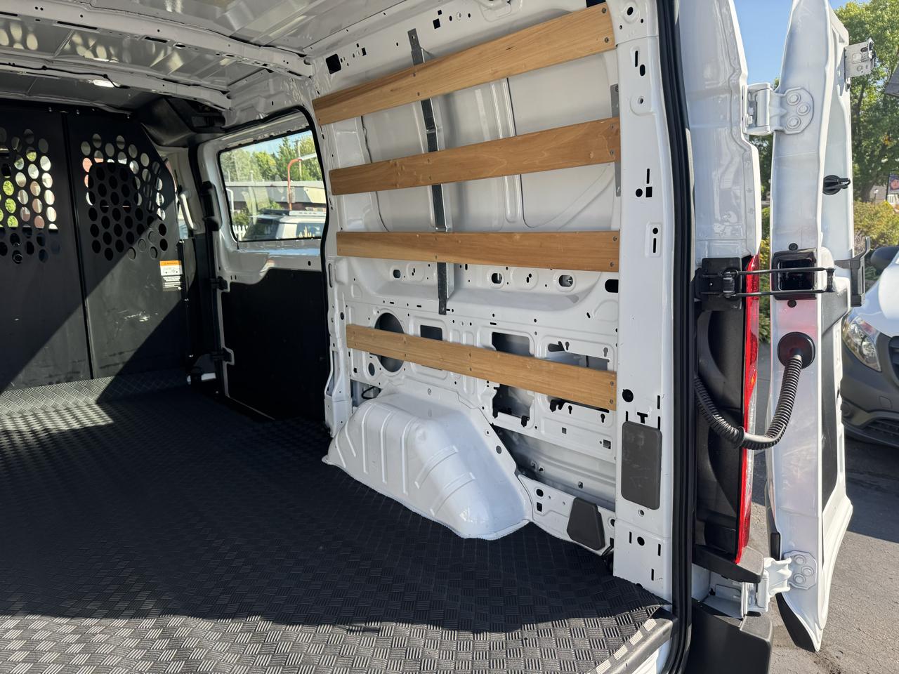 Ford Transit Cargo Van T-250 130" Low Rf 9070 GVWR RWD 2025