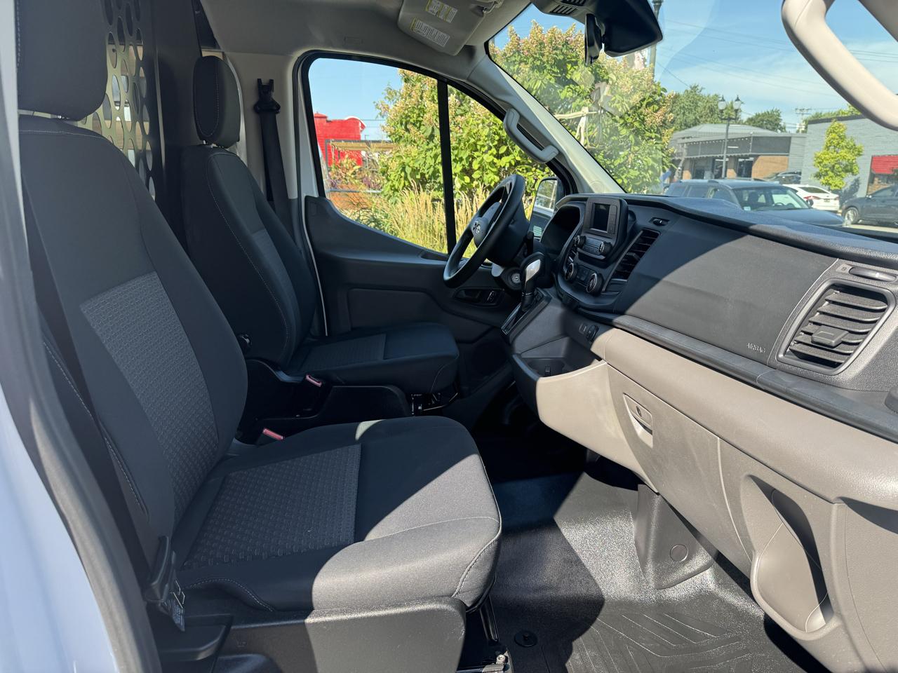 Ford Transit Cargo Van T-250 130" Low Rf 9070 GVWR RWD 2025