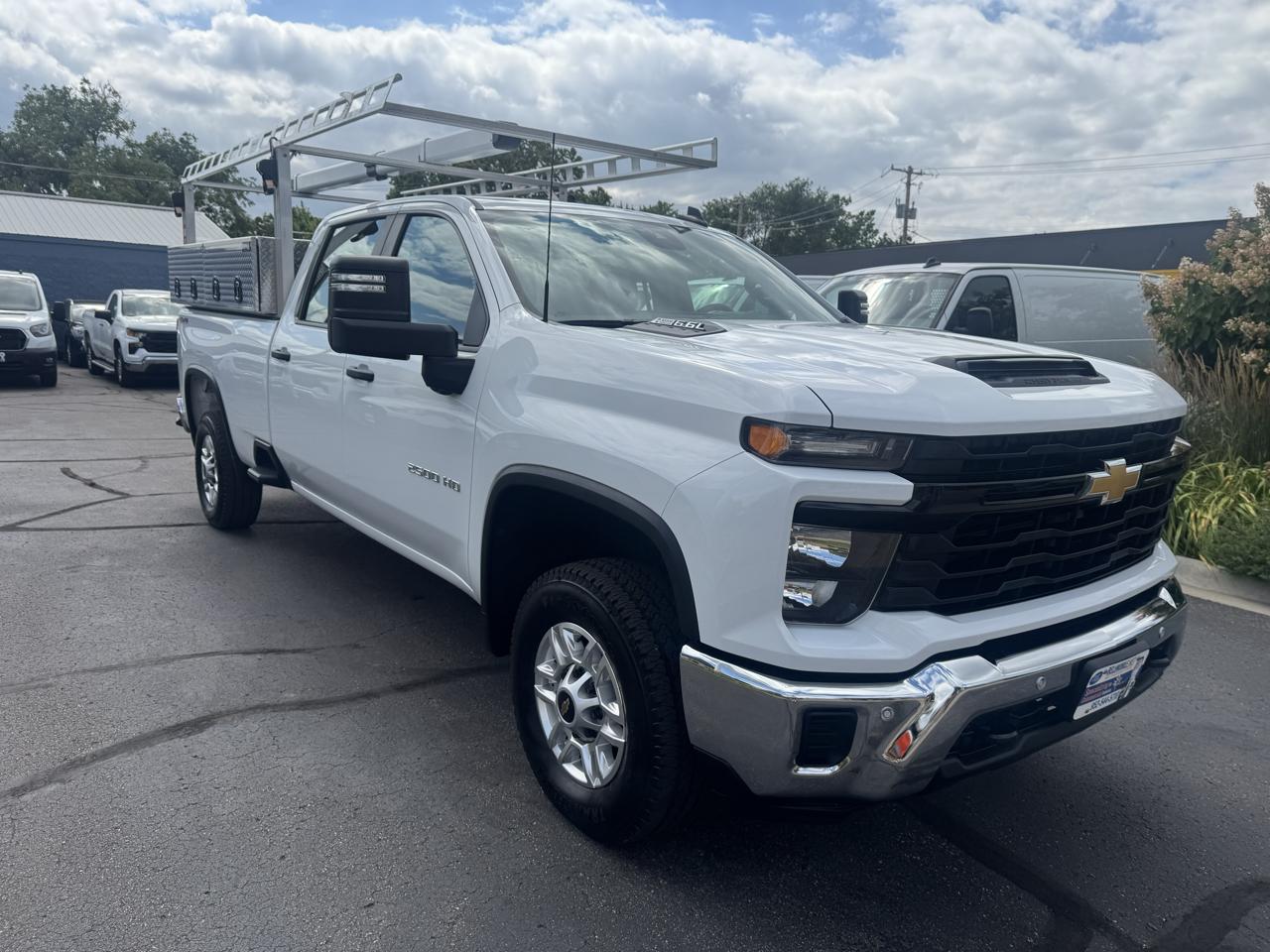 Chevrolet Silverado 2500HD 4WD Crew Cab 172" Work Truck 2025