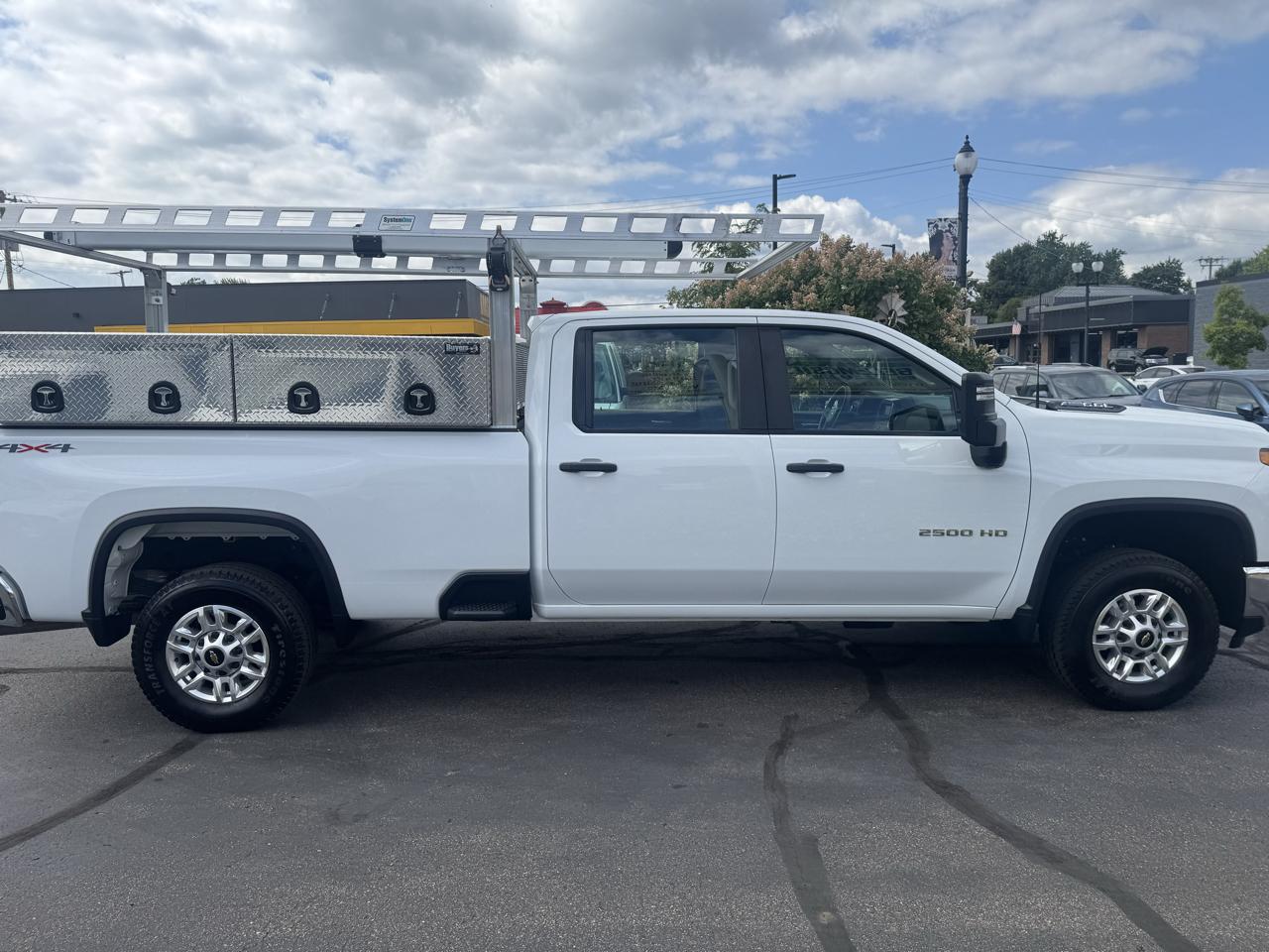 Chevrolet Silverado 2500HD 4WD Crew Cab 172" Work Truck 2025