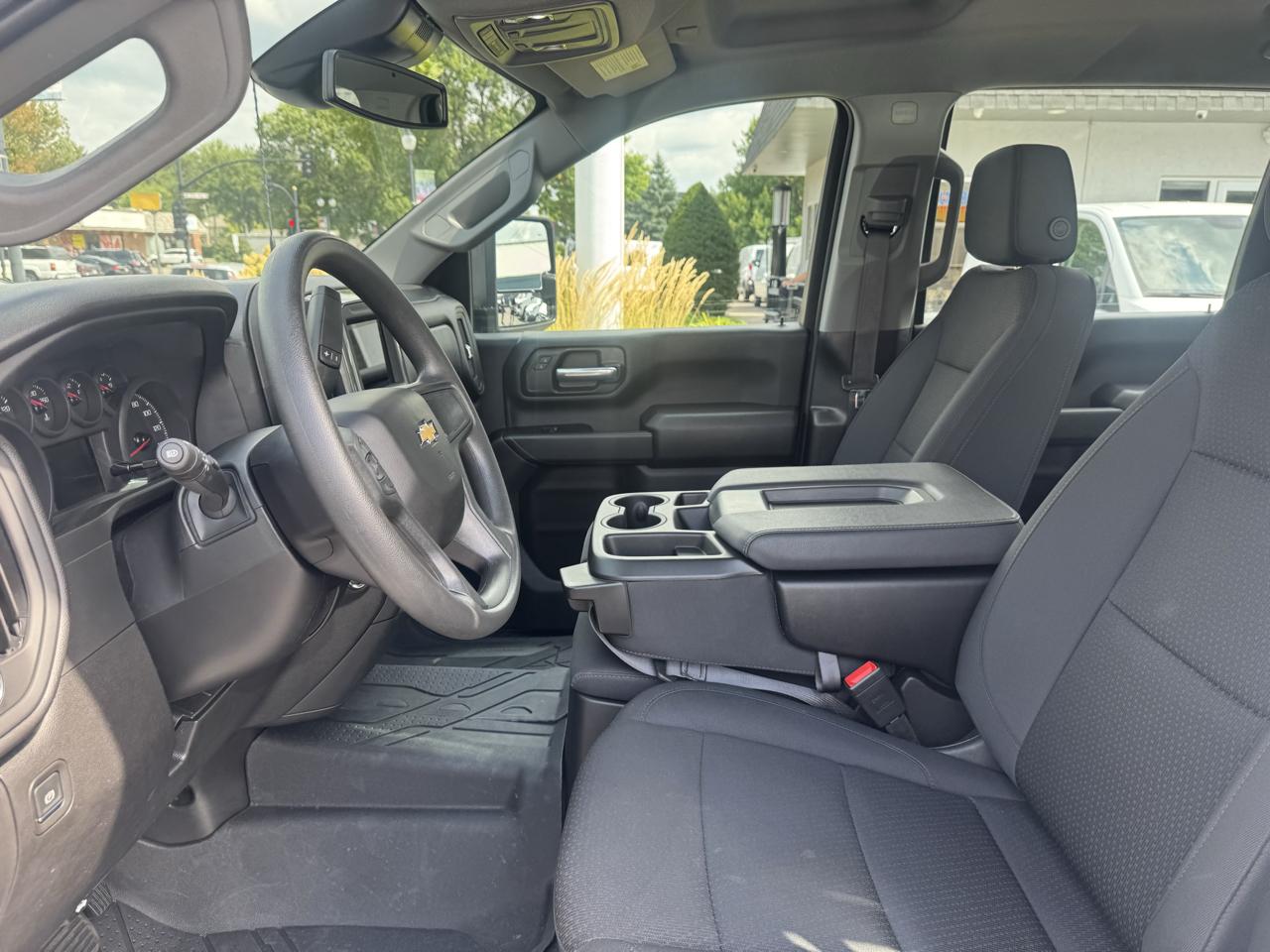 Chevrolet Silverado 2500HD 4WD Crew Cab 172" Work Truck 2025