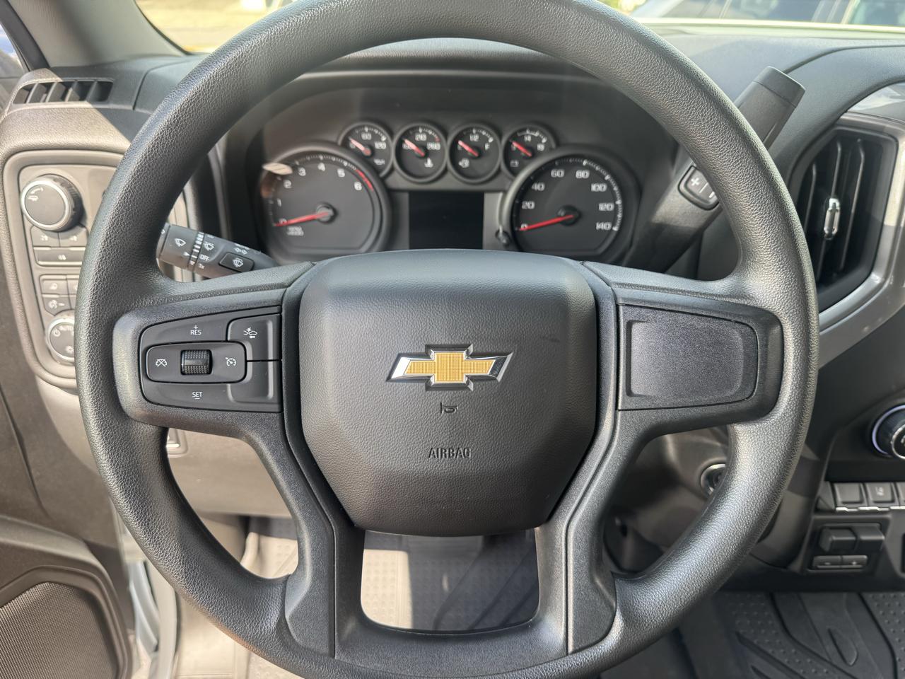 Chevrolet Silverado 2500HD 4WD Crew Cab 172" Work Truck 2025