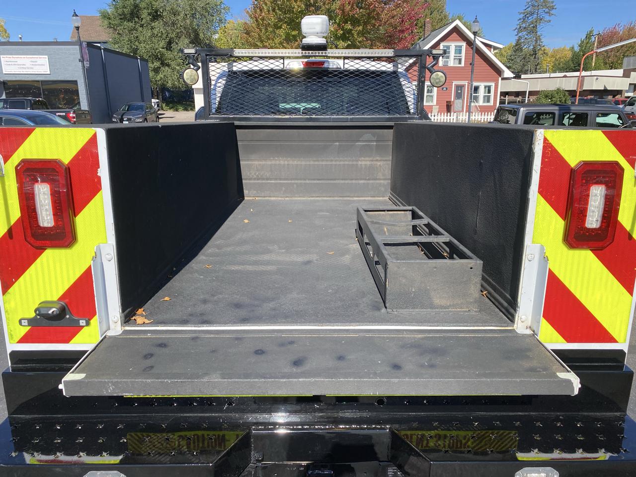 Ford Super Duty F-250 SRW XL 4WD SuperCab 8' Box 2021