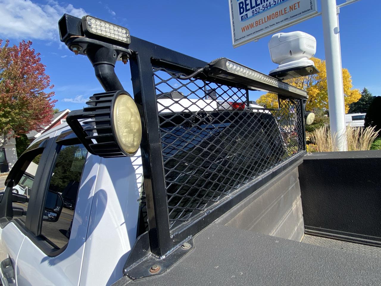 Ford Super Duty F-250 SRW XL 4WD SuperCab 8' Box 2021