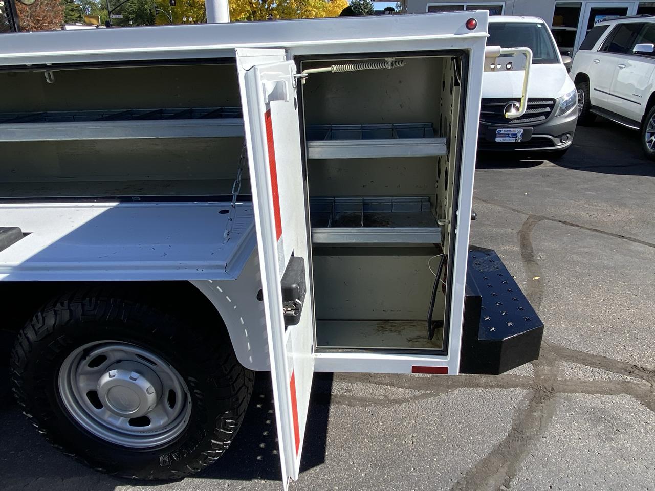 Ford Super Duty F-250 SRW XL 4WD SuperCab 8' Box 2021