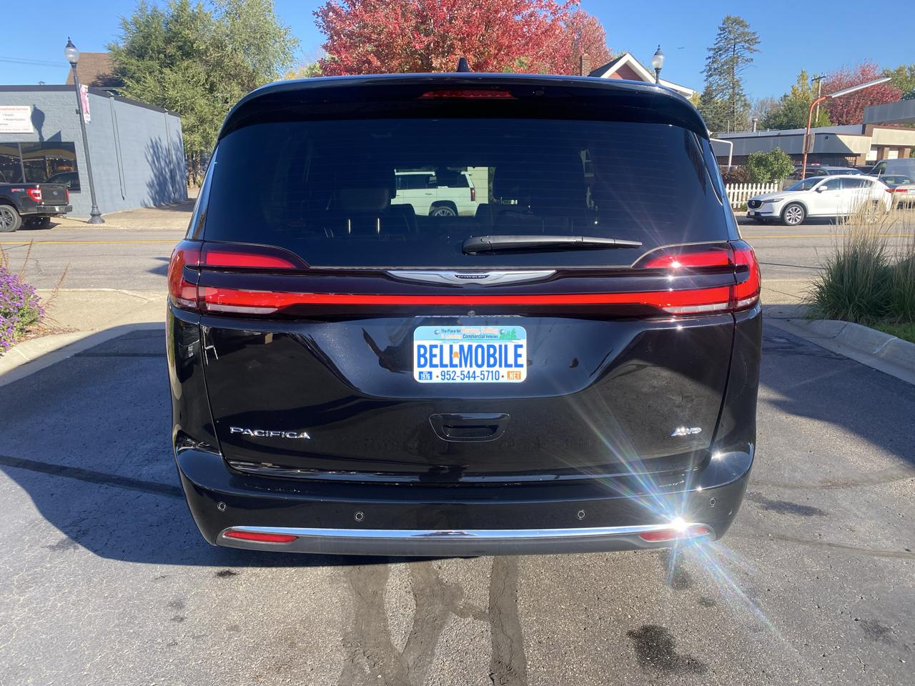 Chrysler Pacifica Select AWD 2025