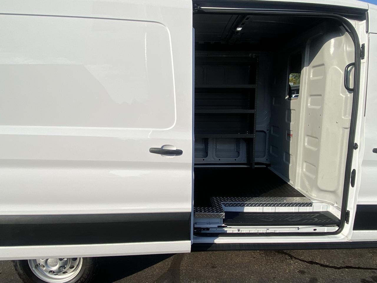 Ford Transit Cargo Van T-250 130" Med Rf 9070 GVWR AWD 2023