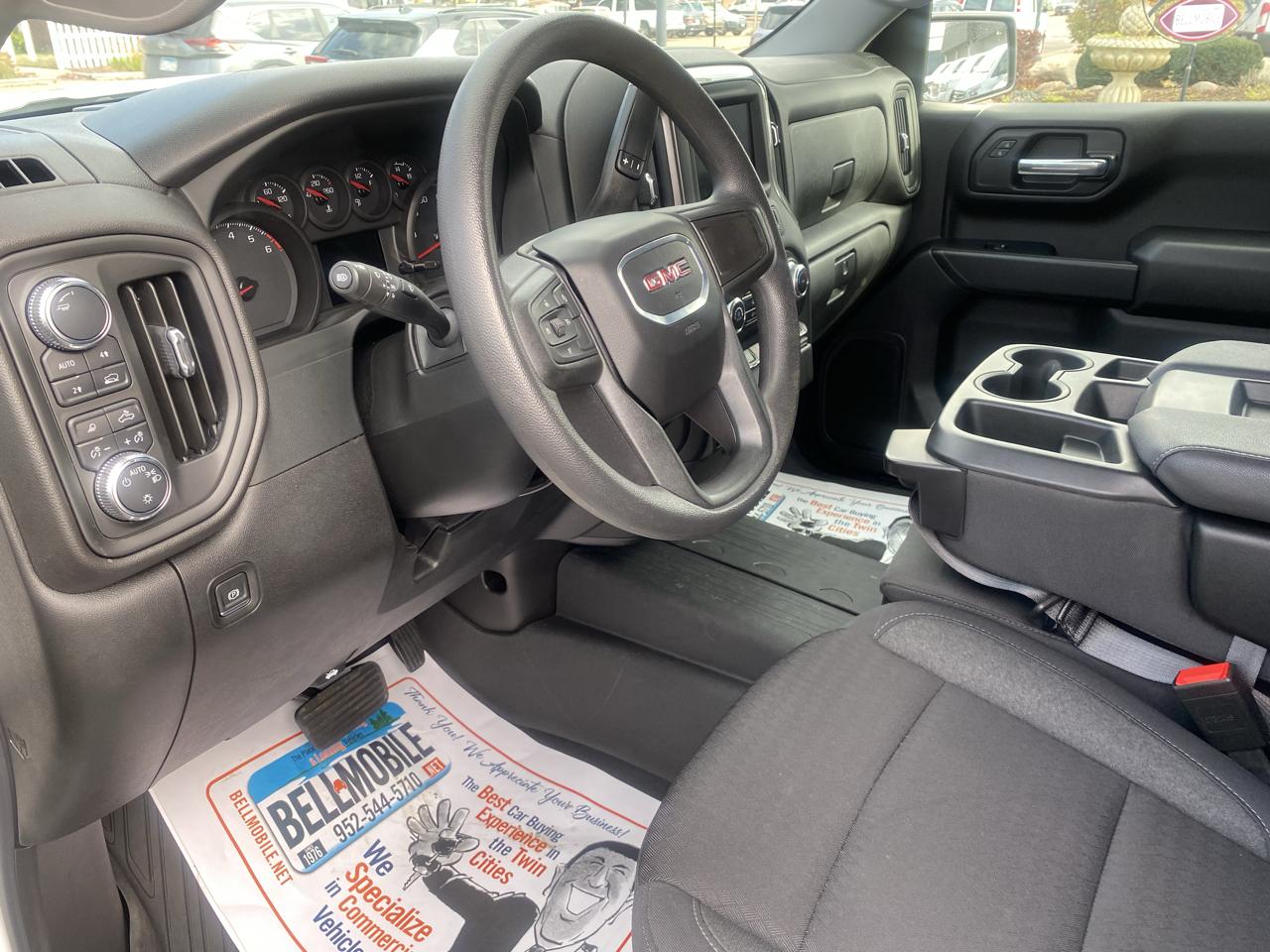 GMC Sierra 1500 4WD Crew Cab 157" Pro 2024