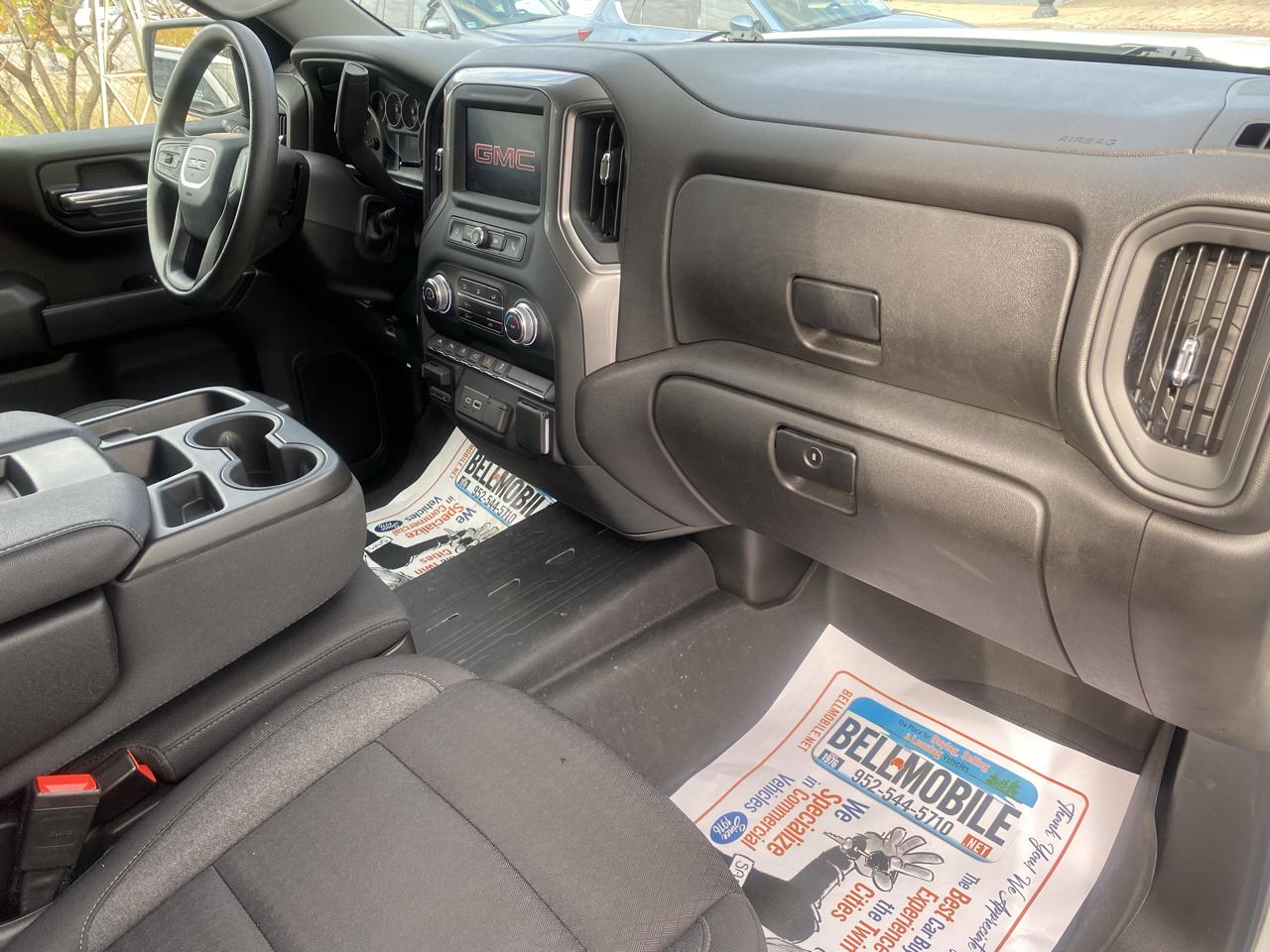 GMC Sierra 1500 4WD Crew Cab 157" Pro 2024