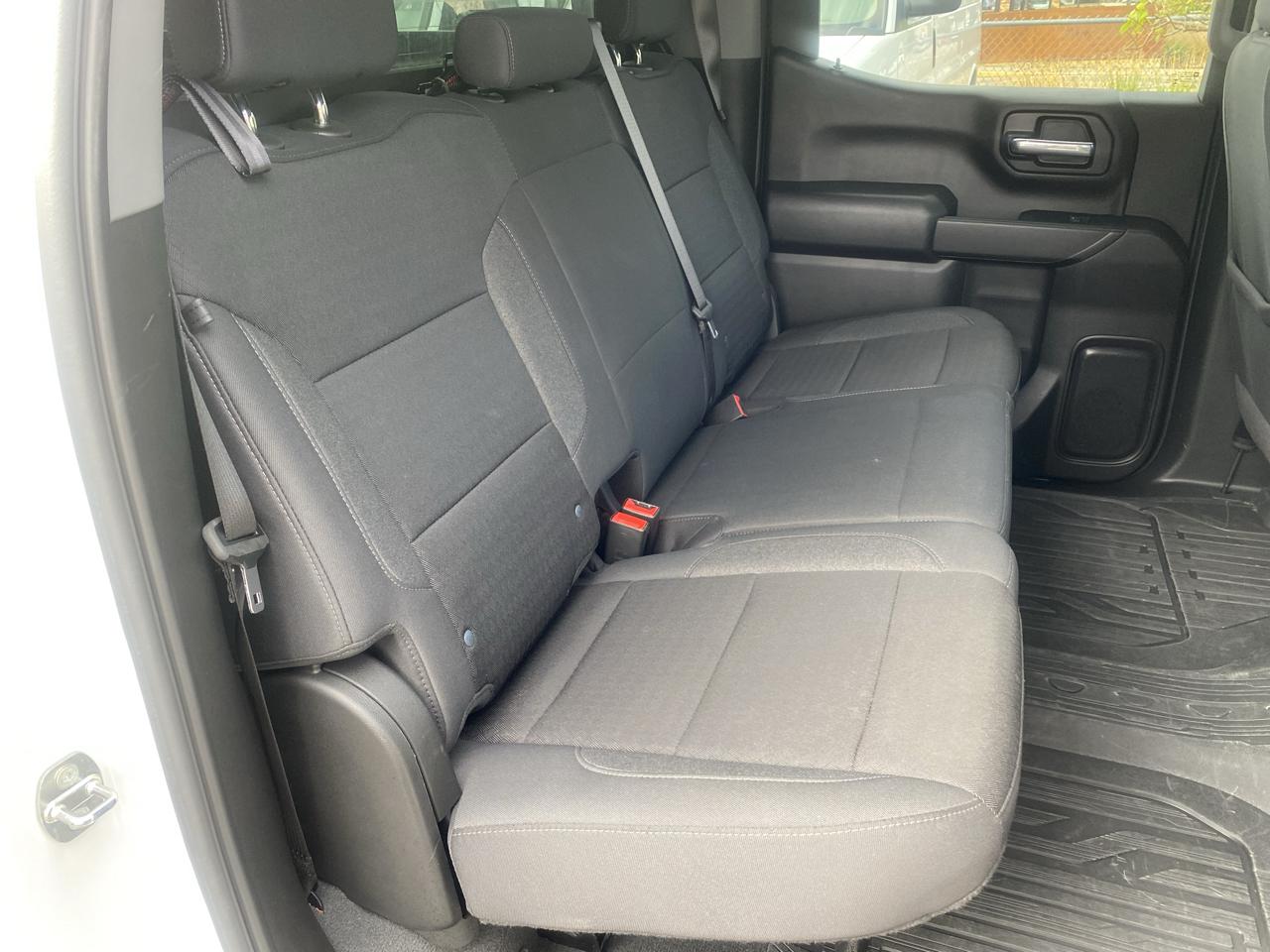 GMC Sierra 1500 4WD Crew Cab 157" Pro 2024