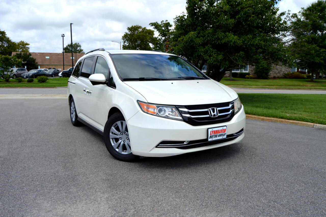 2016 Honda Odyssey SE photo 2