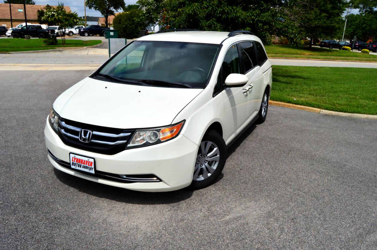 2016 Honda Odyssey SE photo 3