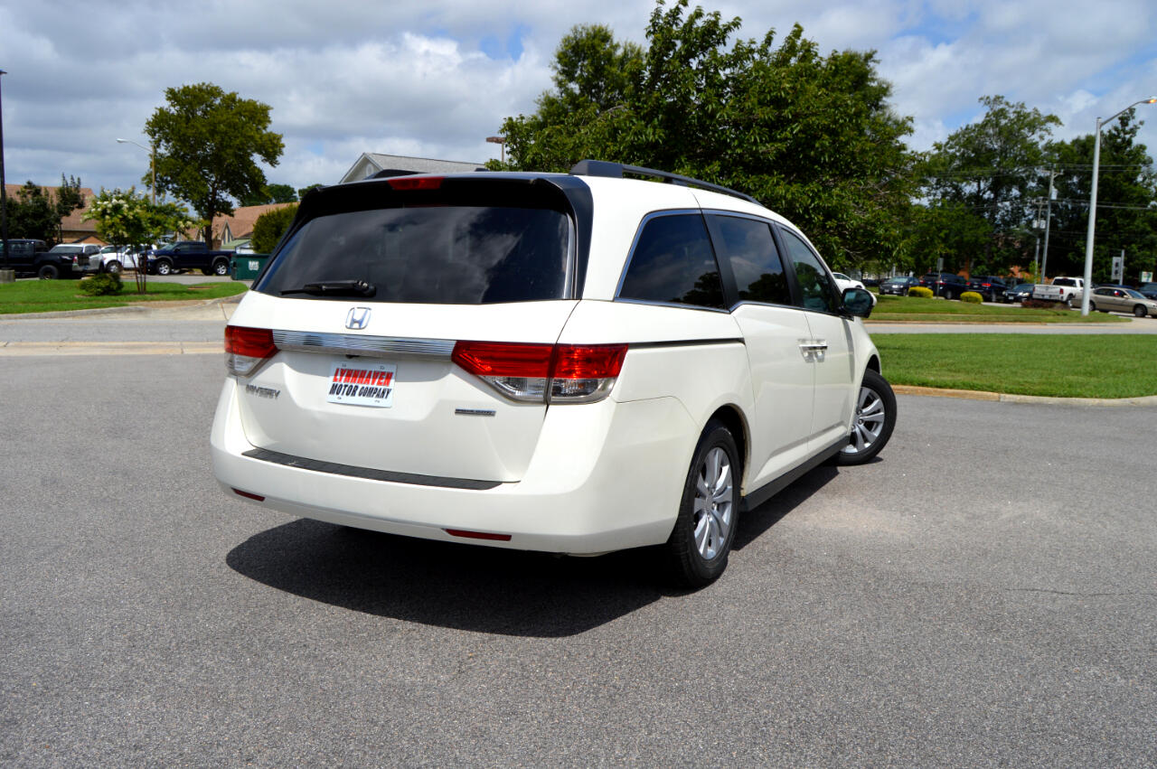 2016 Honda Odyssey SE photo 4