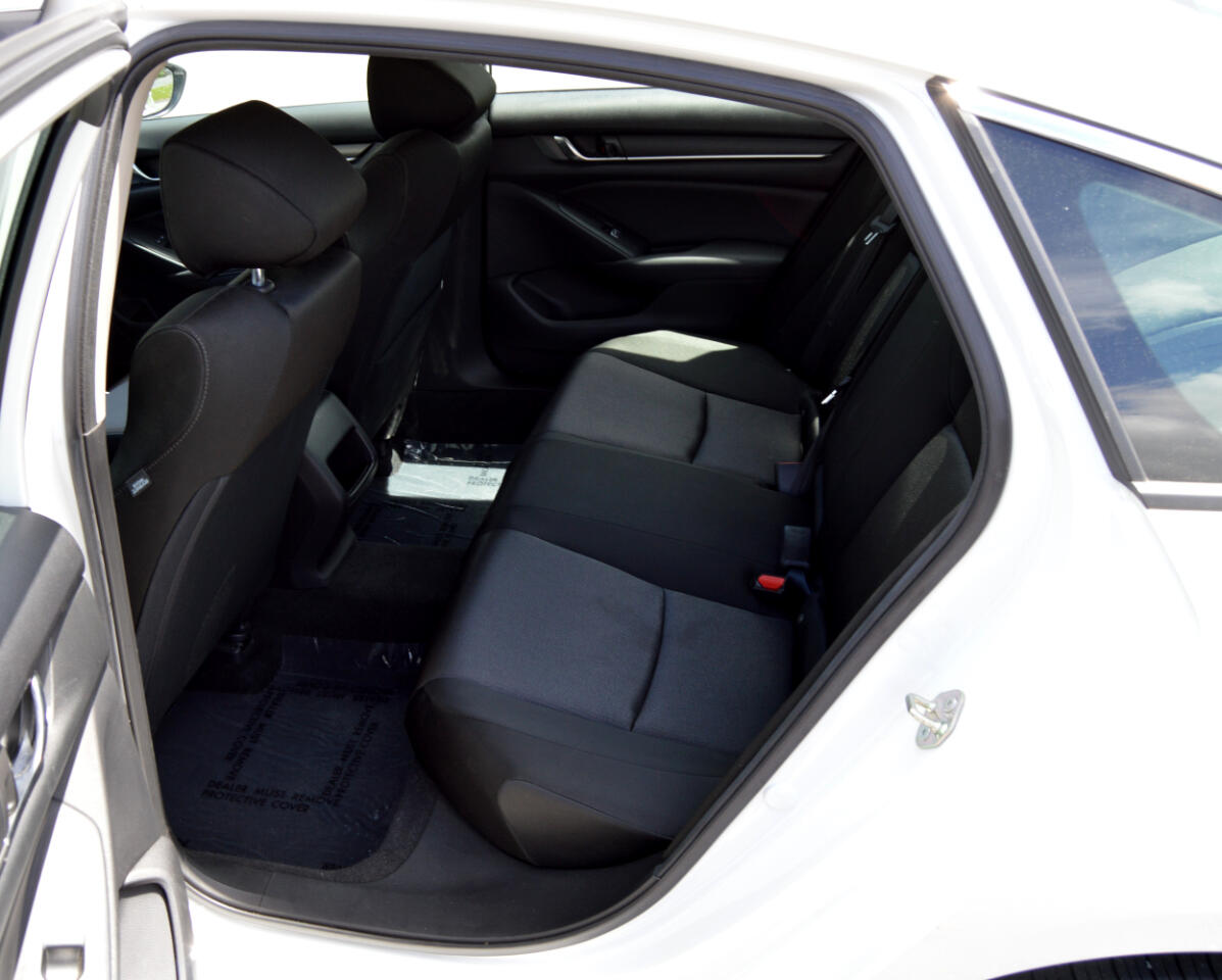 2021 Honda Accord LX photo 11