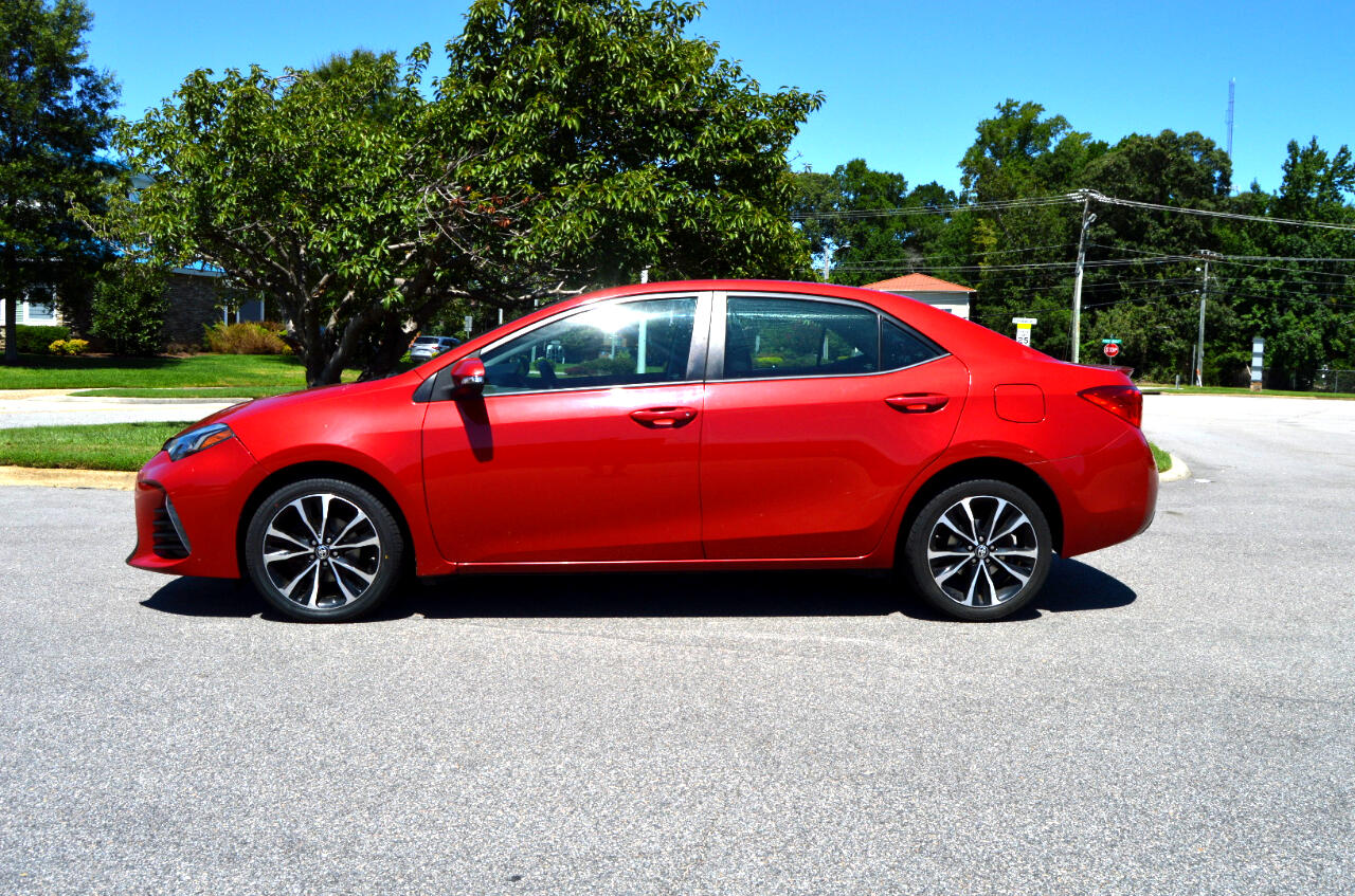 2018 Toyota Corolla SE photo 4
