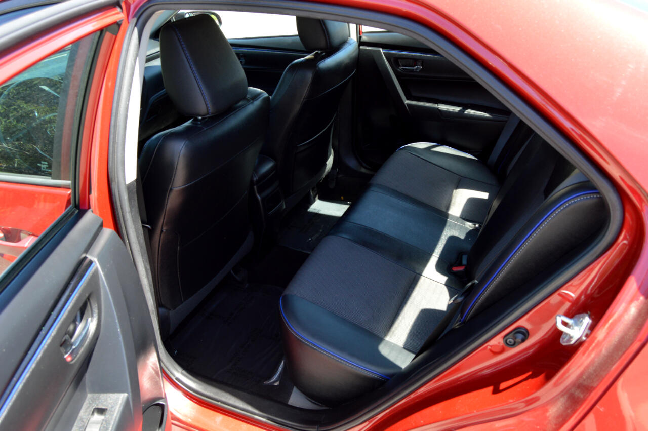 2018 Toyota Corolla SE photo 11