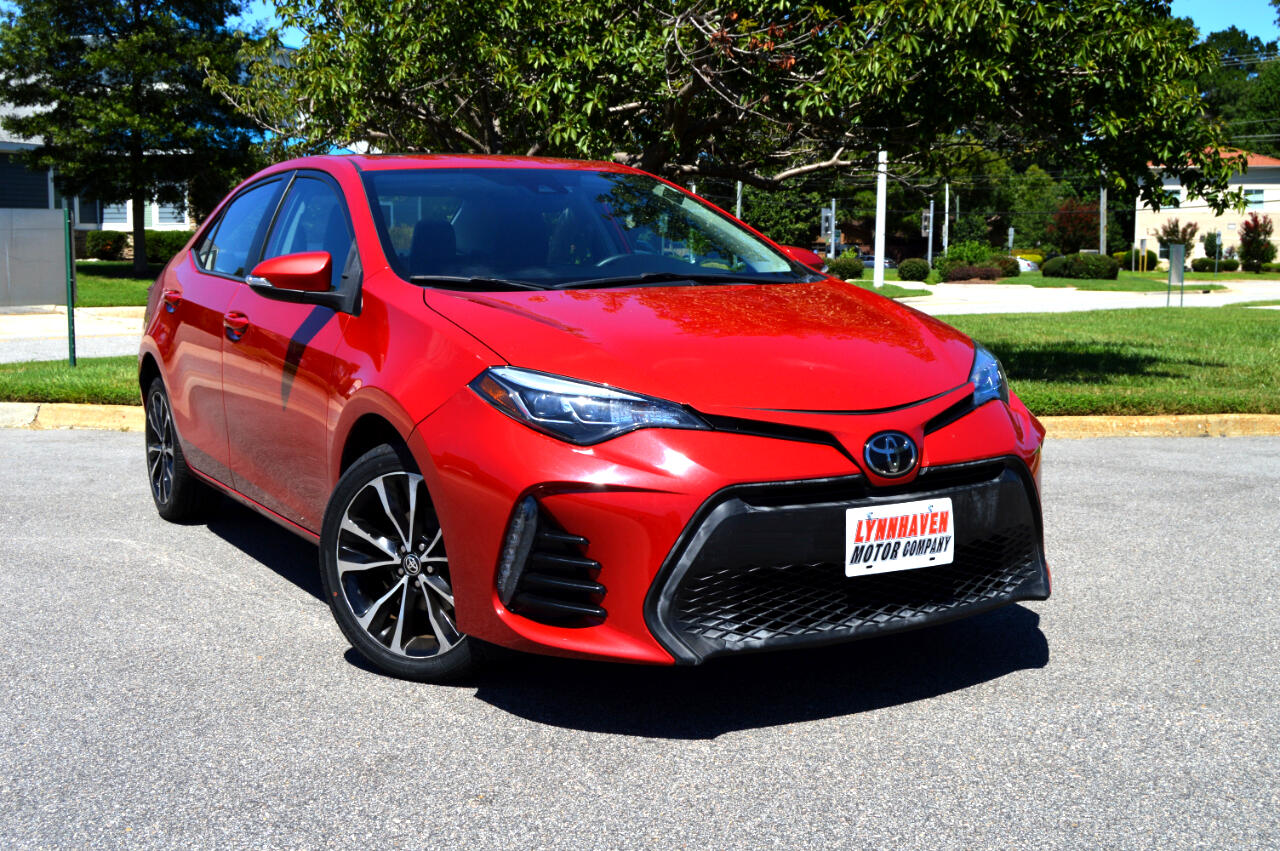2018 Toyota Corolla SE photo 19