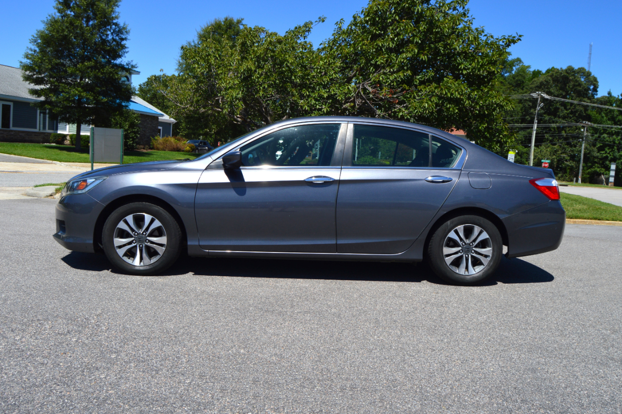 2013 Honda Accord LX photo 3