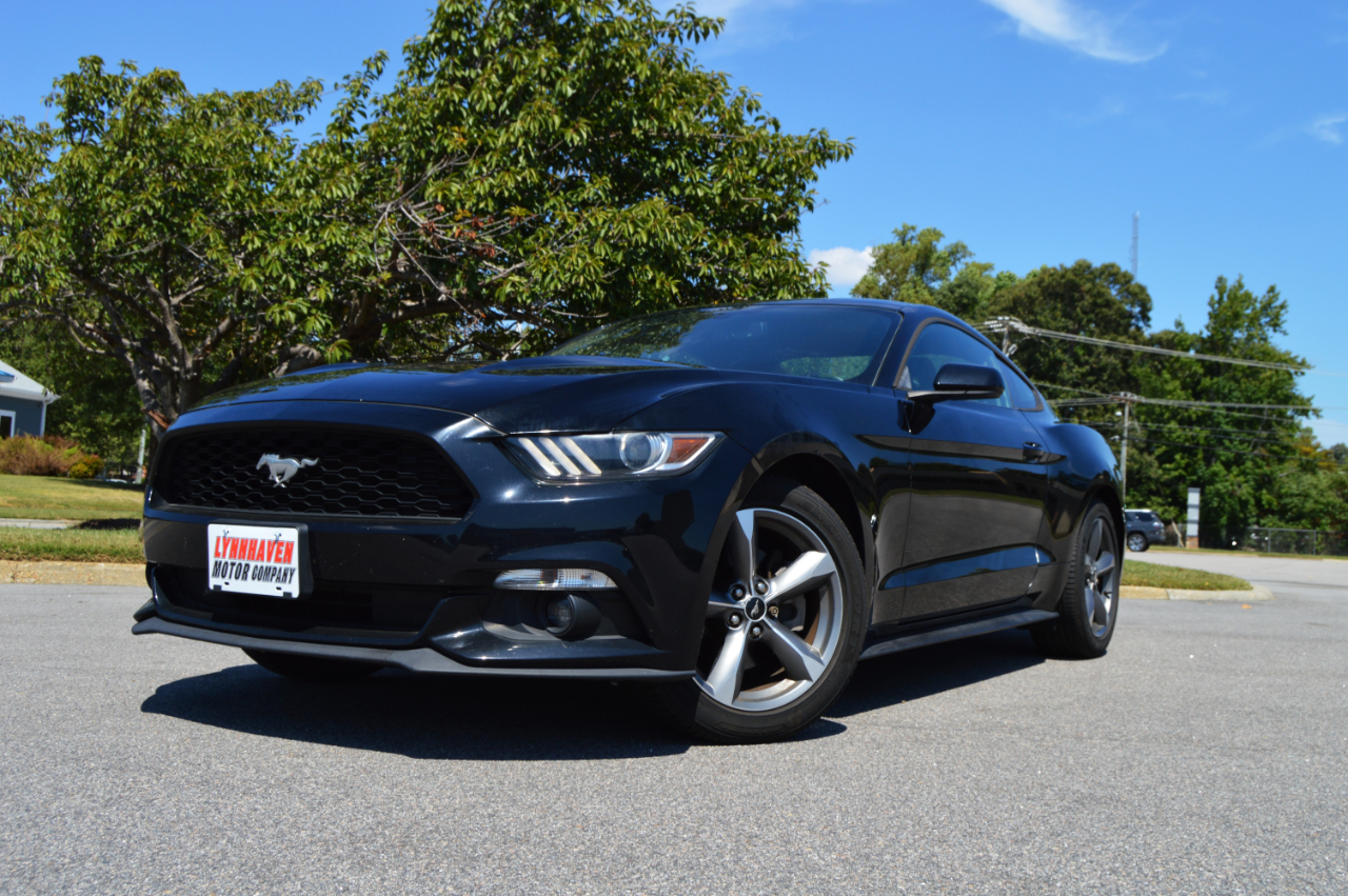 2016 Ford Mustang V6 photo 20