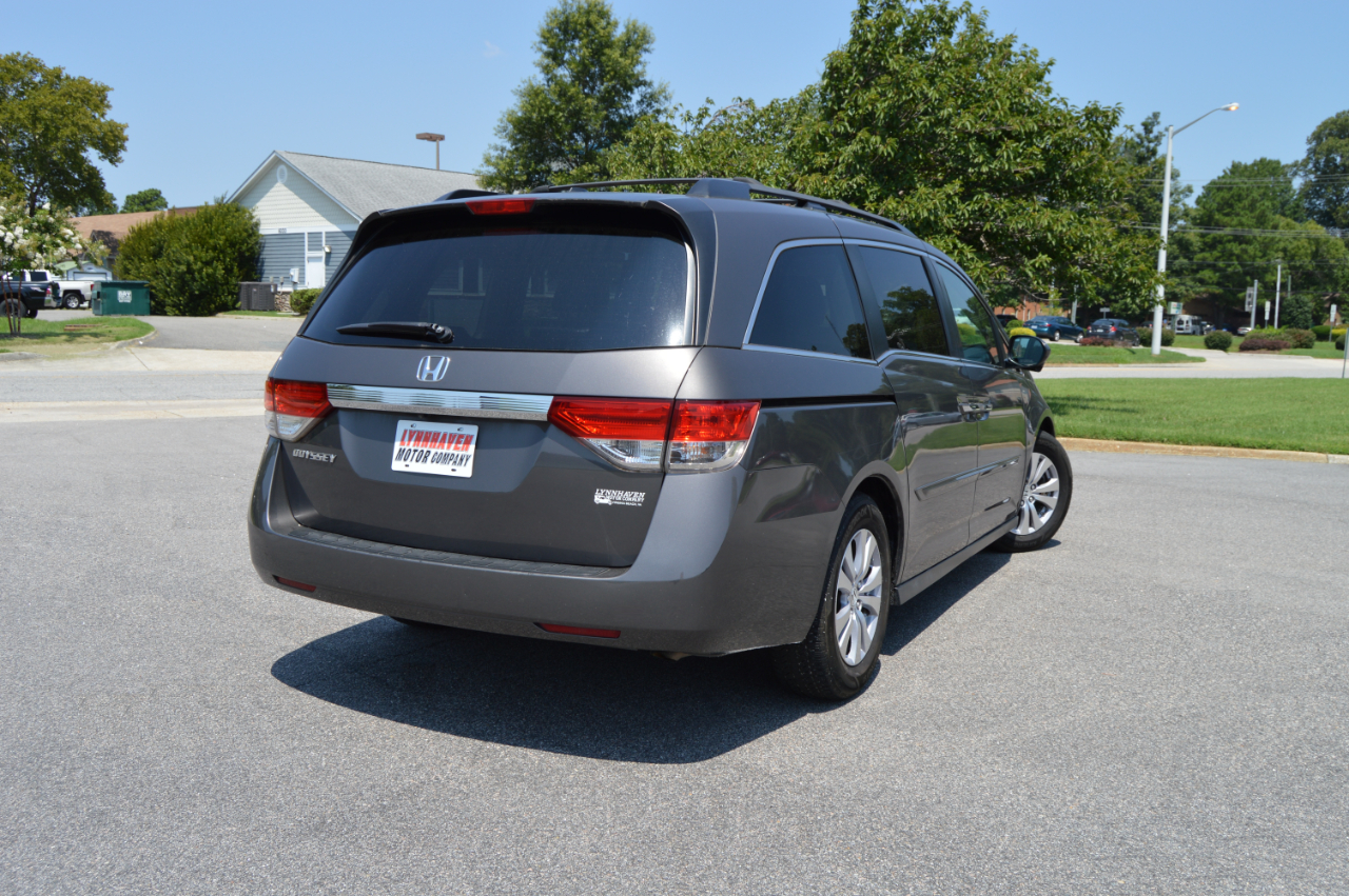 2016 Honda Odyssey EX-L photo 3