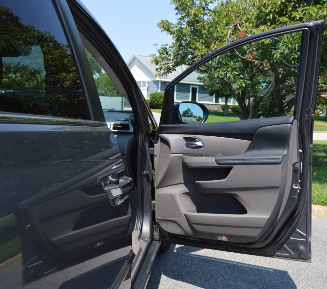 2016 Honda Odyssey EX-L photo 19