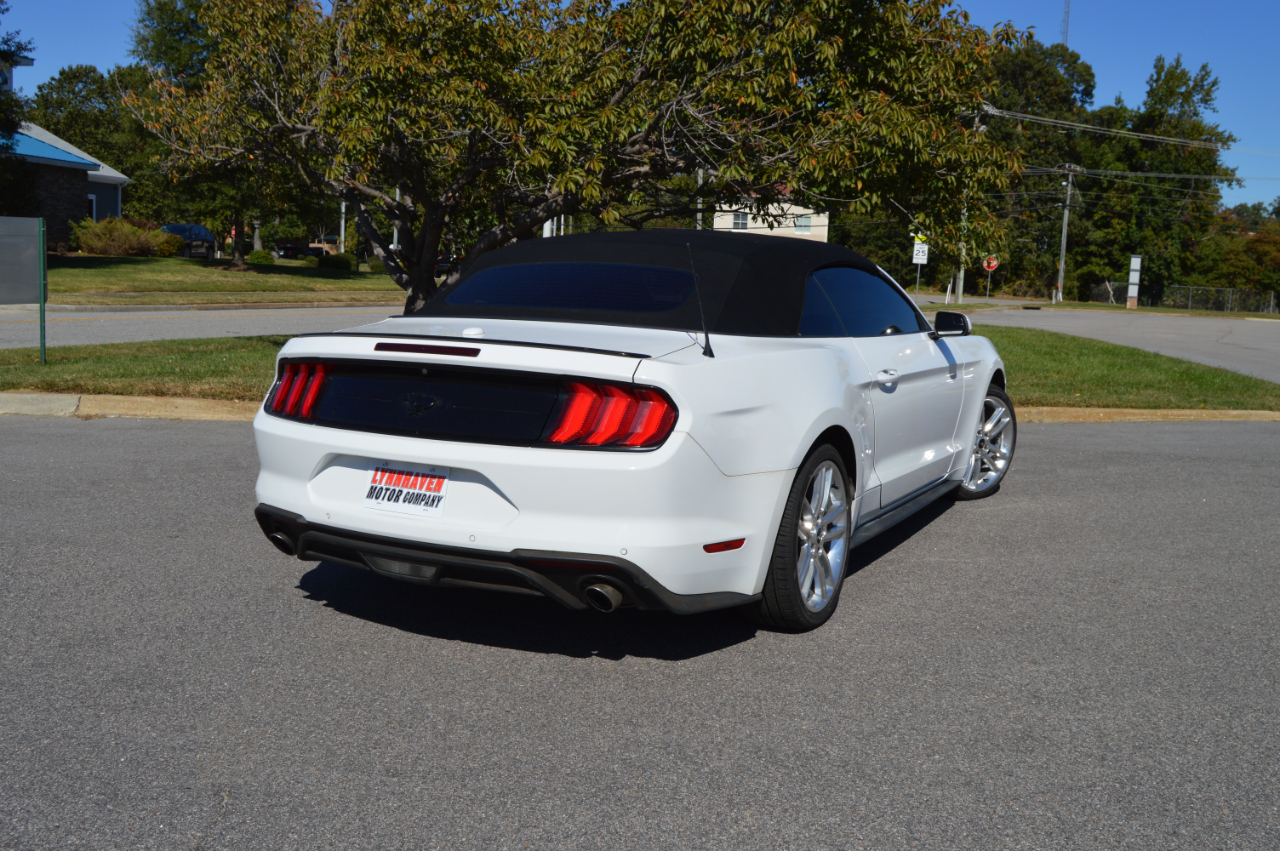 2018 Ford Mustang Convertible photo 4