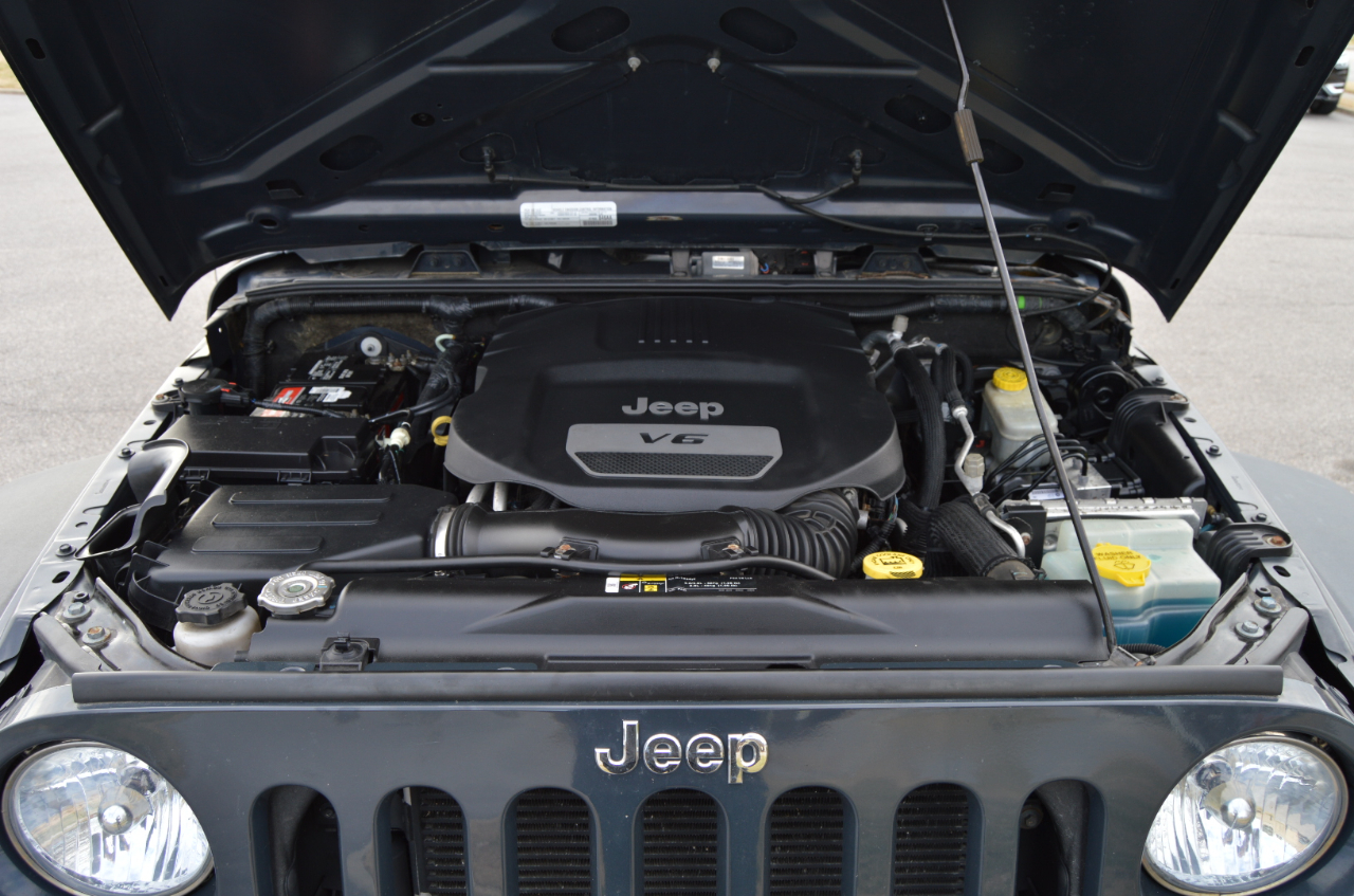 Jeep Wrangler Unlimited Sport 4WD 2017