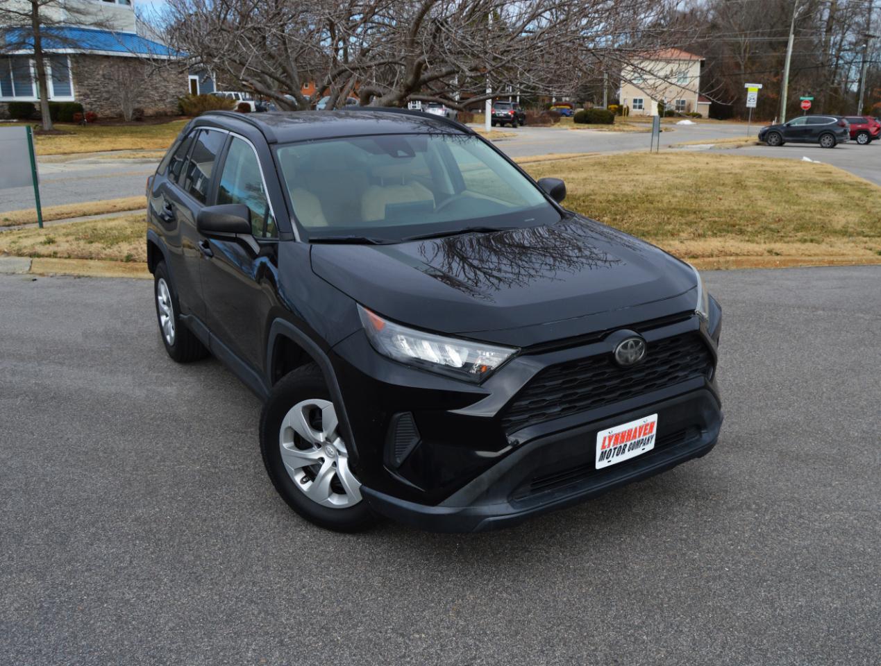 Toyota RAV4 LE 2020