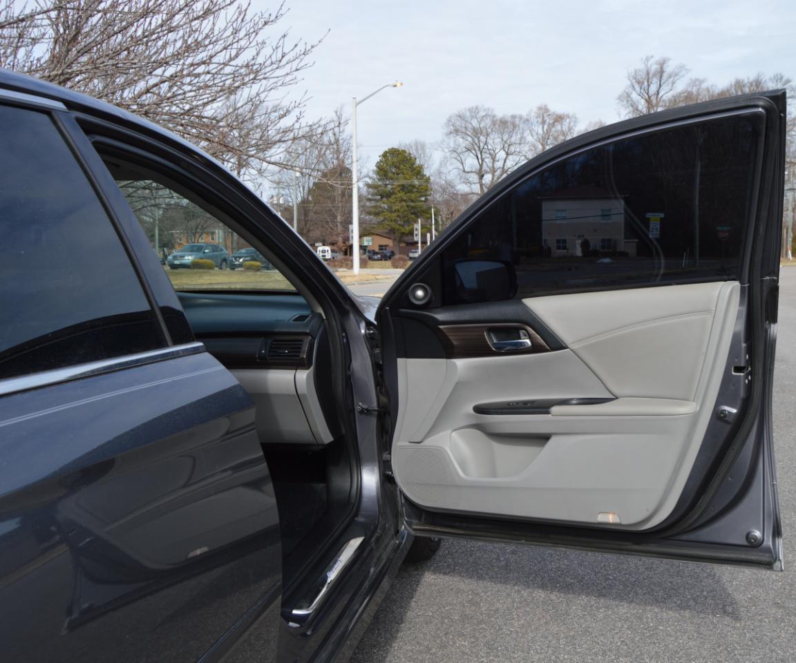 Honda Accord Touring V6 Sedan 2017